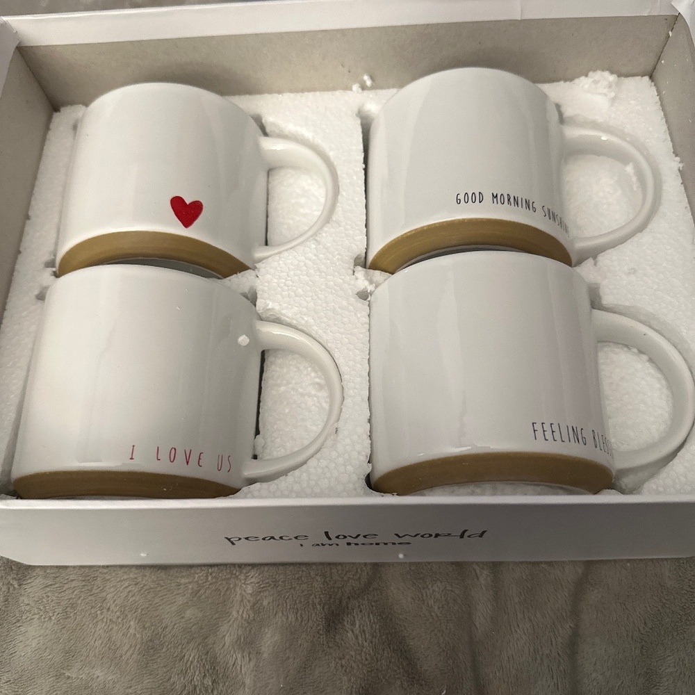 NIB PEACE LOVE WORLD AT HOME SET IF 4 MUGS